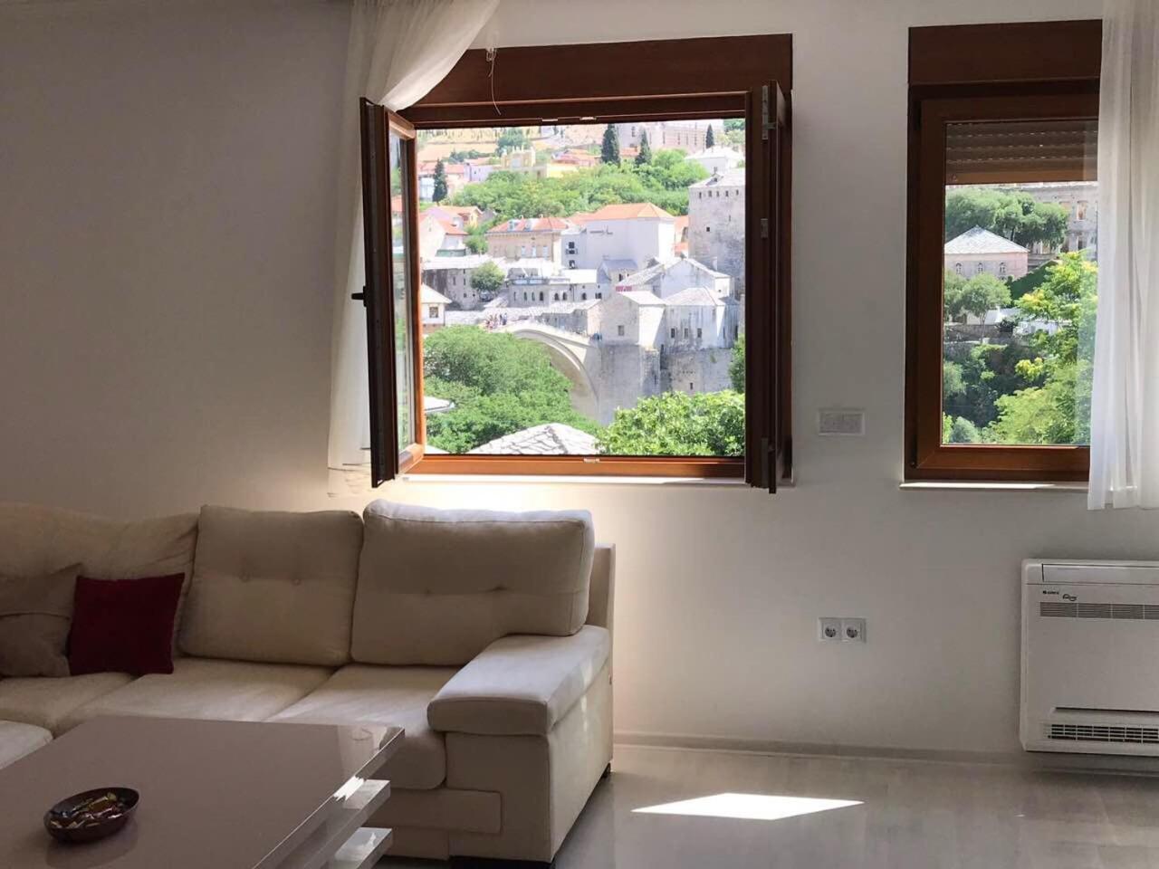 Apartment Light De Luxe - With Old Bridge View Mostar Exterior foto