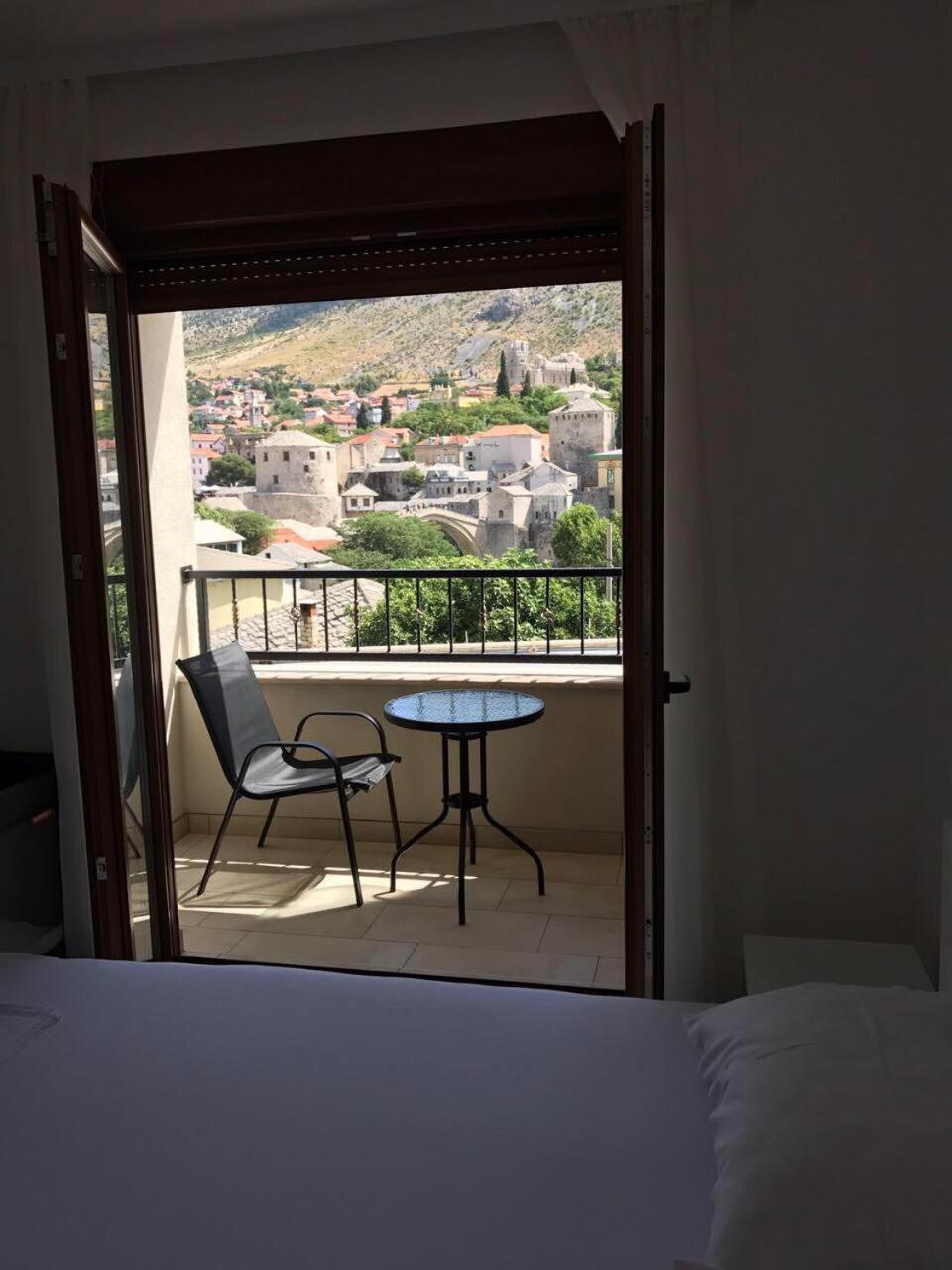 Apartment Light De Luxe - With Old Bridge View Mostar Exterior foto